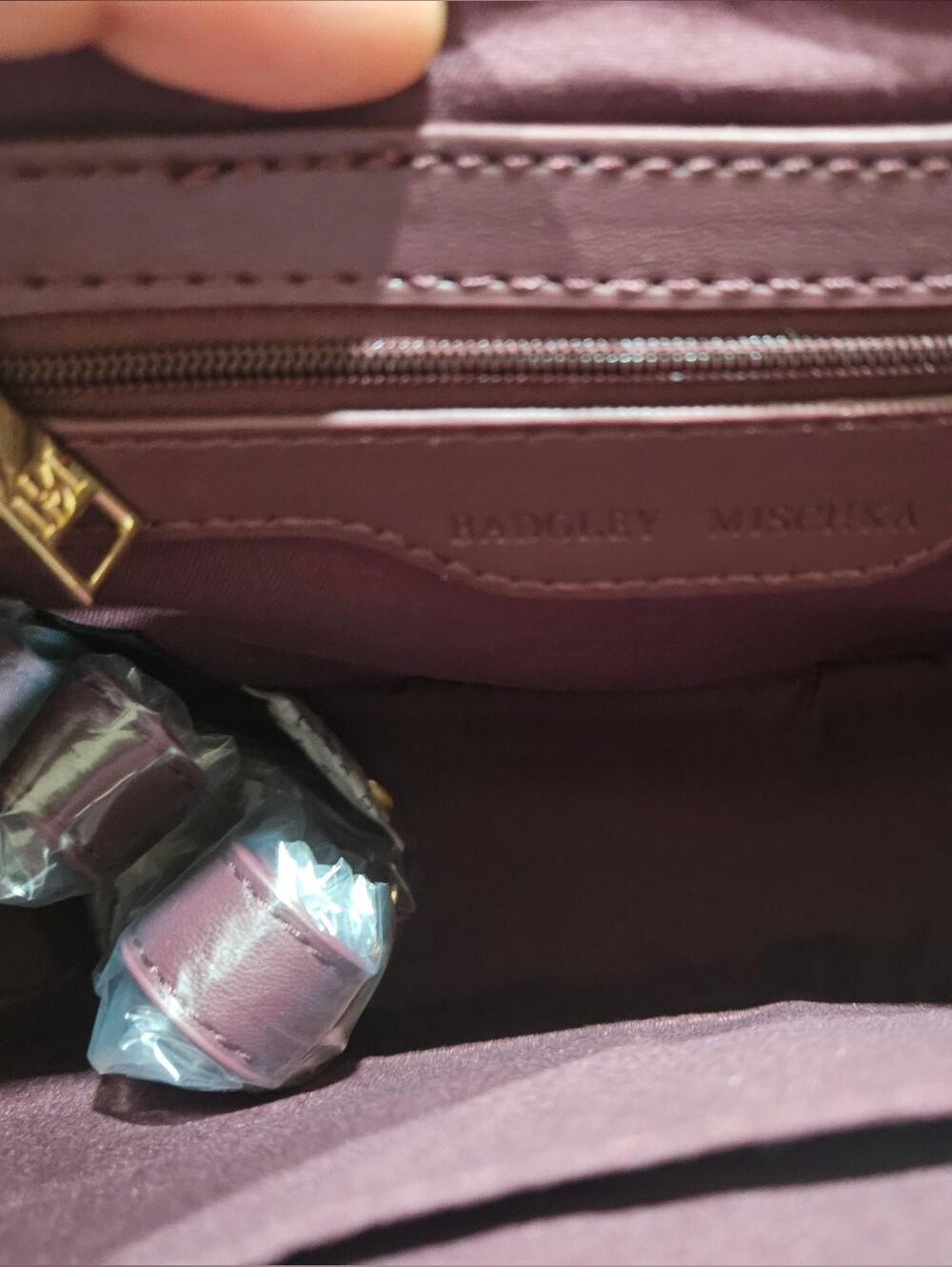 Badgely Mischka Elegant Burgundy Quilted Top-Handle Bag - NWT - Picture 9 of 10